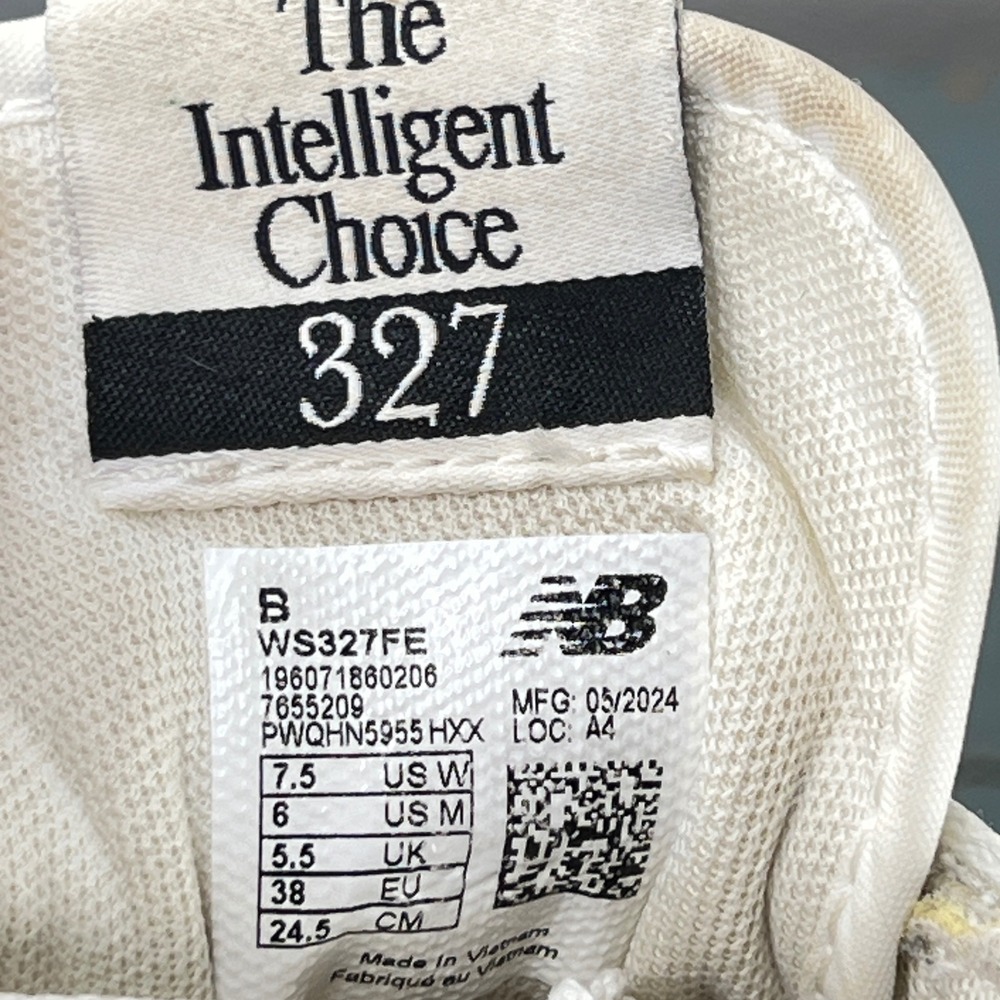 New Balance 327 Sea Salt Black Suede Nylon Sneakers WS327FE Womens 7.5 - Picture 2 of 10